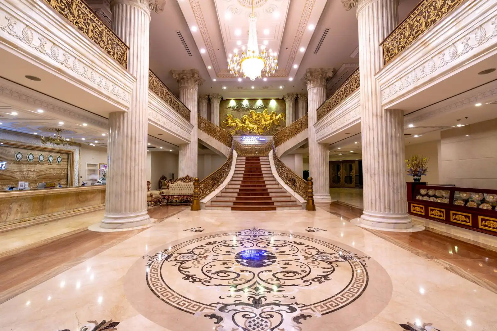 Corvelliantreasurestay interior